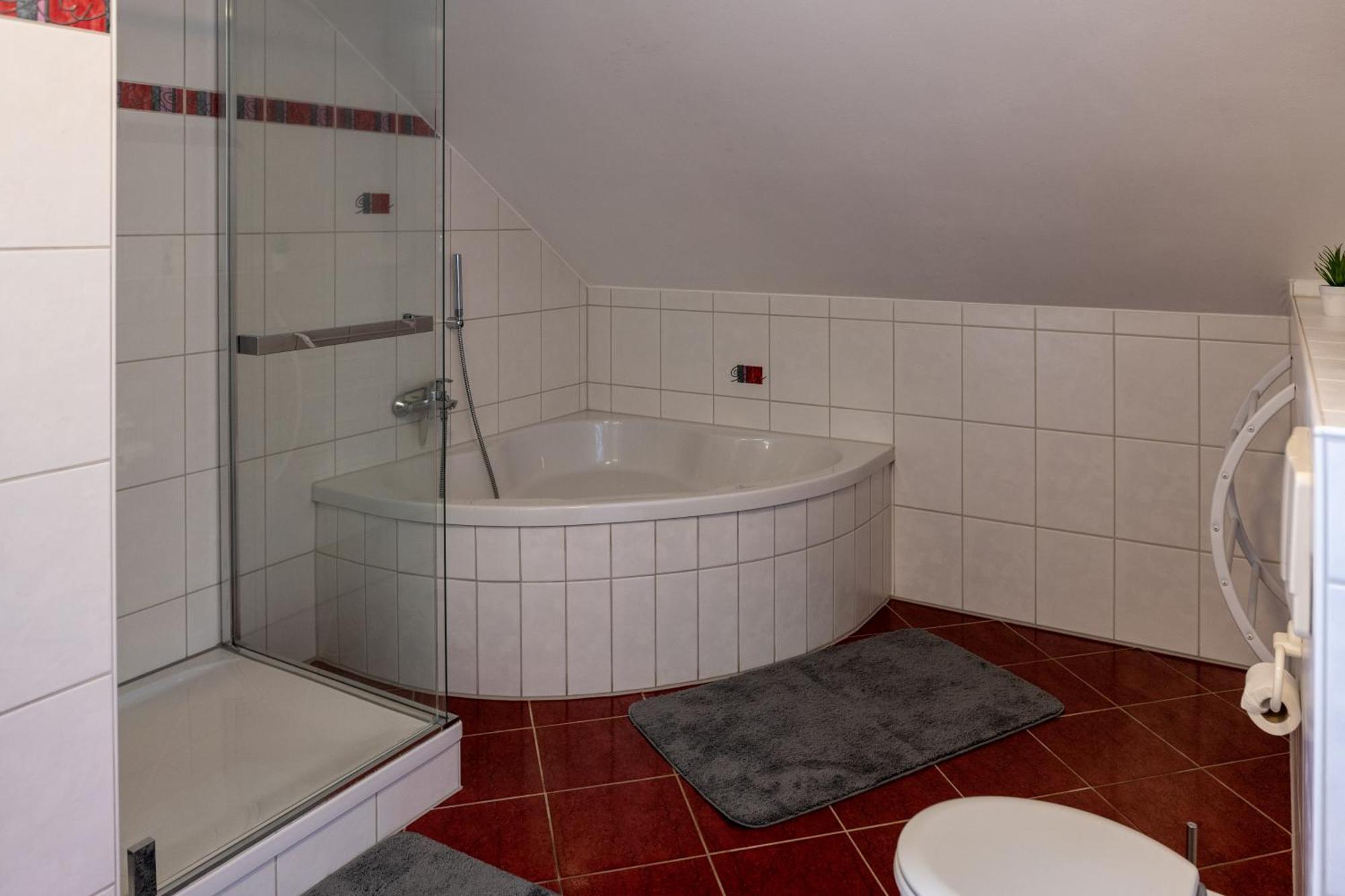 Ganzes Ferienhaus In Leipzig Mit Garage Und Fussbodenheizung Kültér fotó